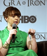 May15-Game_Of_Thrones_Press_Conference_in_Poland-0009.jpg