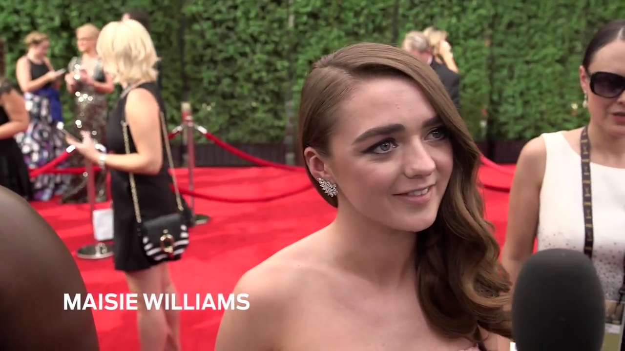 Maisie_Williams_Game_Of_Thrones_Interview_Emmys_2015_0001.jpg