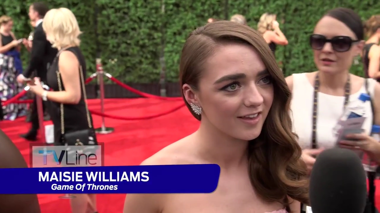 Maisie_Williams_Game_Of_Thrones_Interview_Emmys_2015_0002.jpg
