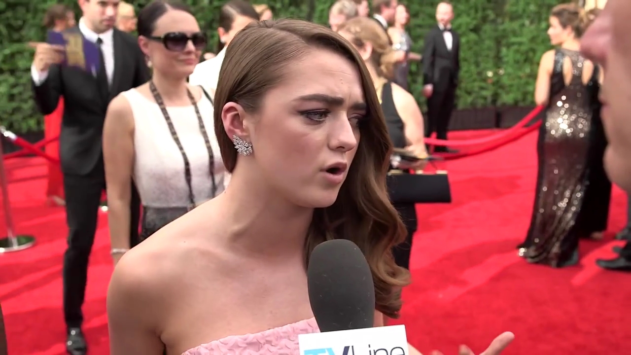 Maisie_Williams_Game_Of_Thrones_Interview_Emmys_2015_0049.jpg