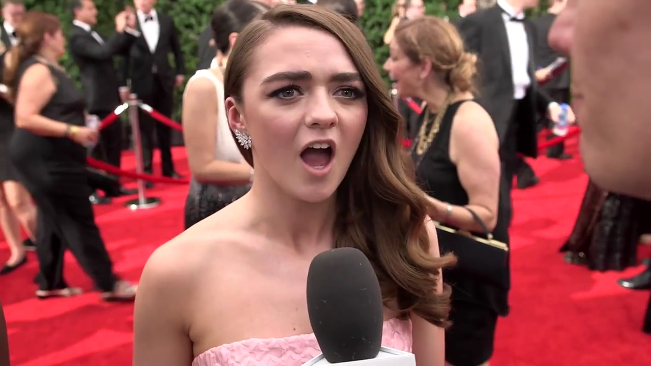 Maisie_Williams_Game_Of_Thrones_Interview_Emmys_2015_0092.jpg
