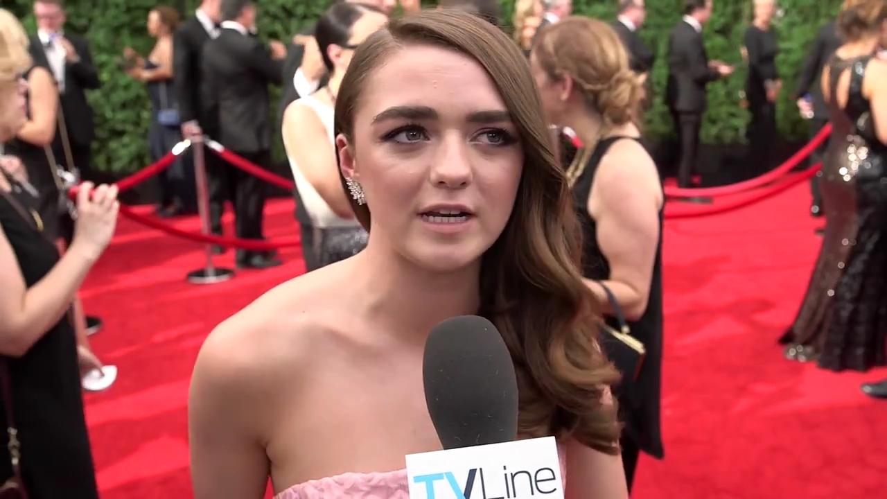 Maisie_Williams_Game_Of_Thrones_Interview_Emmys_2015_0096.jpg