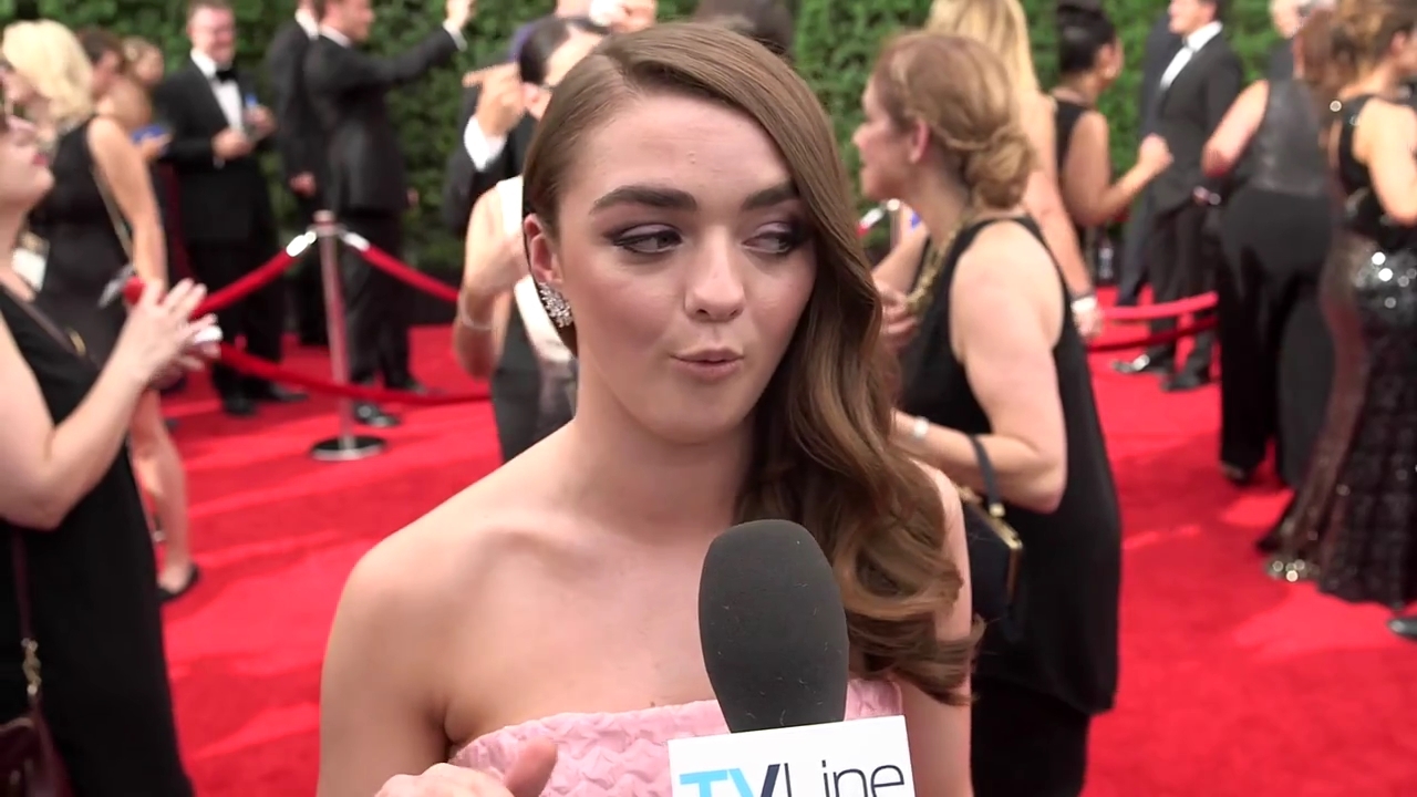 Maisie_Williams_Game_Of_Thrones_Interview_Emmys_2015_0109.jpg