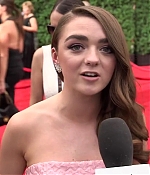 Maisie_Williams_Game_Of_Thrones_Interview_Emmys_2015_0018.jpg