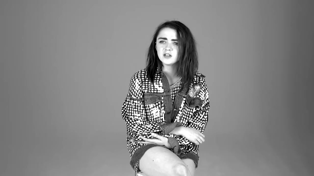 Maisie_Williams_plays__Would_You_Rather__with_GLAMOUR__145.jpg