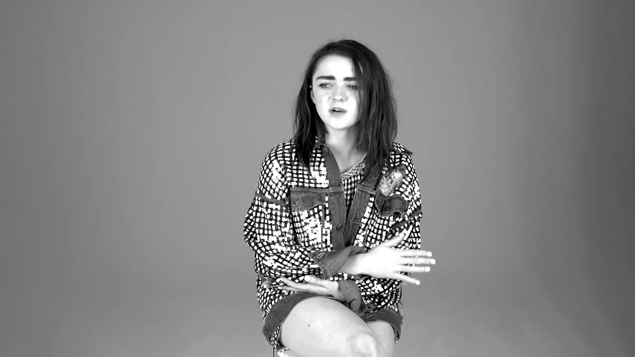 Maisie_Williams_plays__Would_You_Rather__with_GLAMOUR__164.jpg