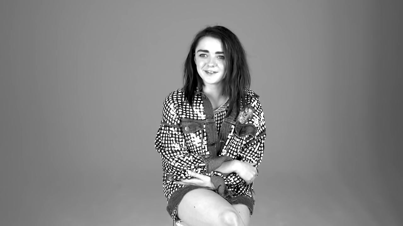 Maisie_Williams_plays__Would_You_Rather__with_GLAMOUR__47.jpg