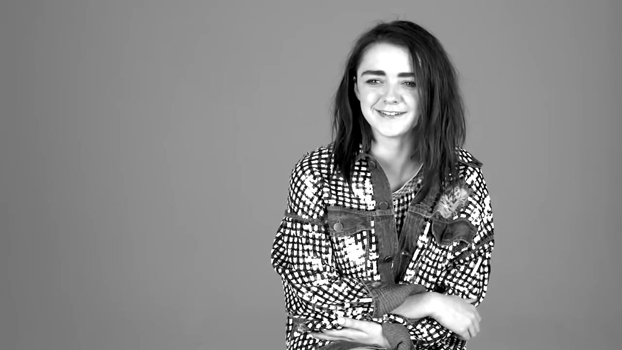 Maisie_Williams_plays__Would_You_Rather__with_GLAMOUR__68.jpg