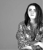 Maisie_Williams_plays__Would_You_Rather__with_GLAMOUR__56.jpg