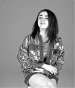 Maisie_Williams_plays__Would_You_Rather__with_GLAMOUR__94.jpg