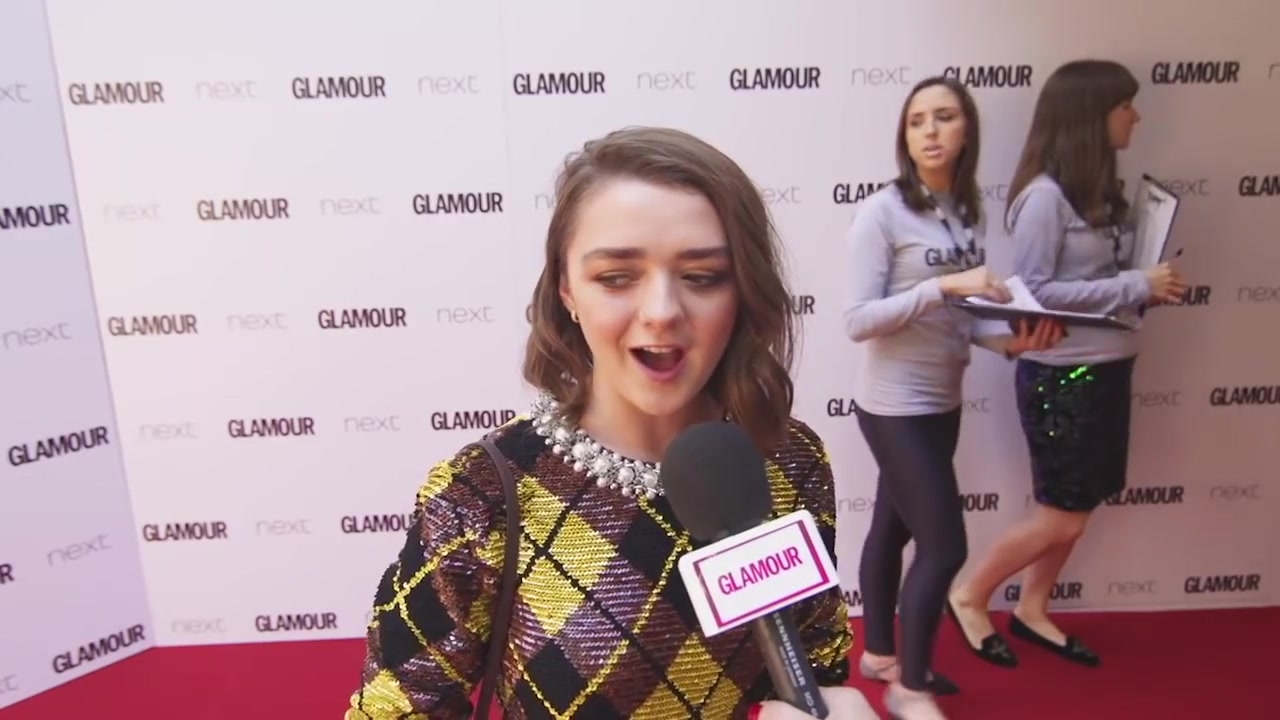 Maisie_Williams_Game_of_Thrones_Interview_Glamour_Awards_2015_111.jpg