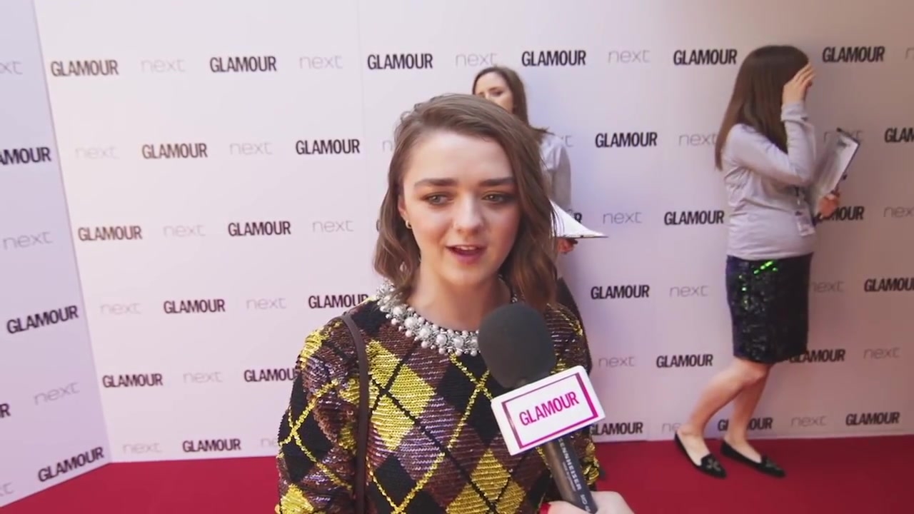 Maisie_Williams_Game_of_Thrones_Interview_Glamour_Awards_2015_116.jpg