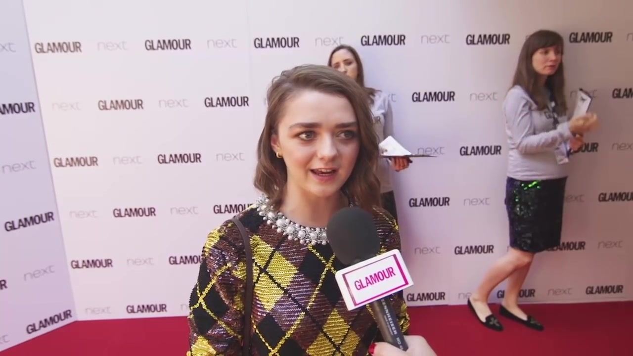 Maisie_Williams_Game_of_Thrones_Interview_Glamour_Awards_2015_120.jpg