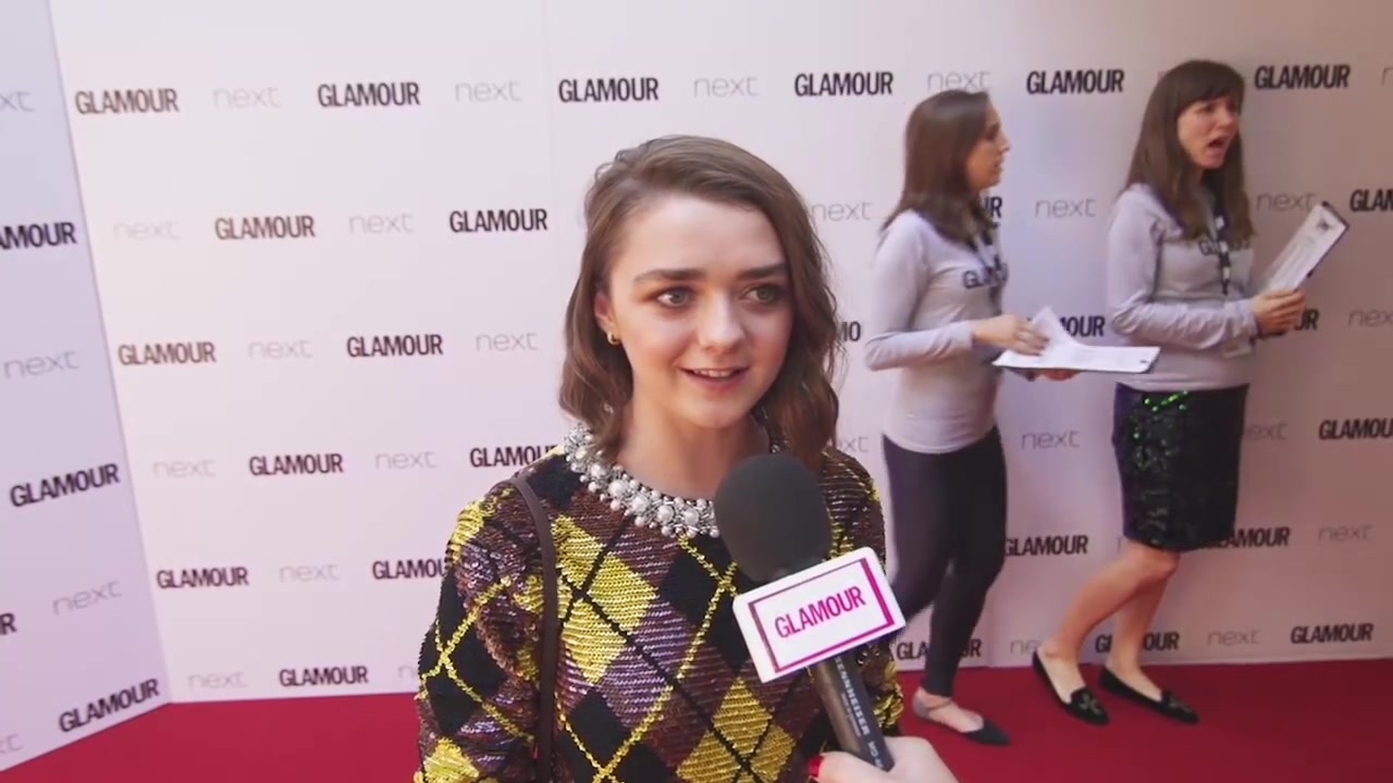 Maisie_Williams_Game_of_Thrones_Interview_Glamour_Awards_2015_123.jpg