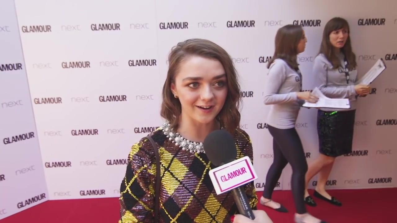 Maisie_Williams_Game_of_Thrones_Interview_Glamour_Awards_2015_124.jpg