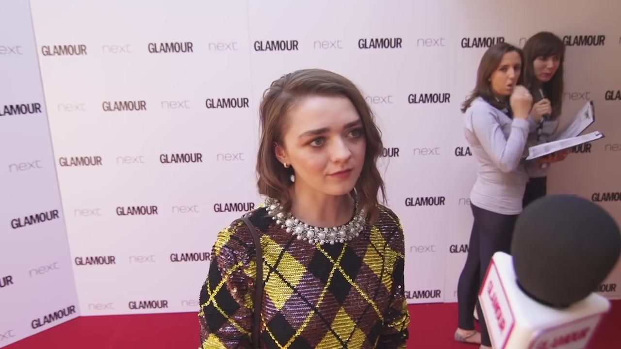 Maisie_Williams_Game_of_Thrones_Interview_Glamour_Awards_2015_143.jpg