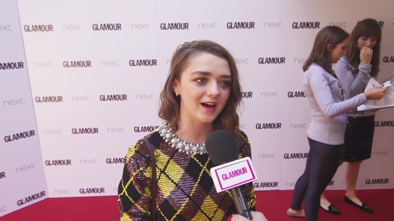 Maisie_Williams_Game_of_Thrones_Interview_Glamour_Awards_2015_156.jpg