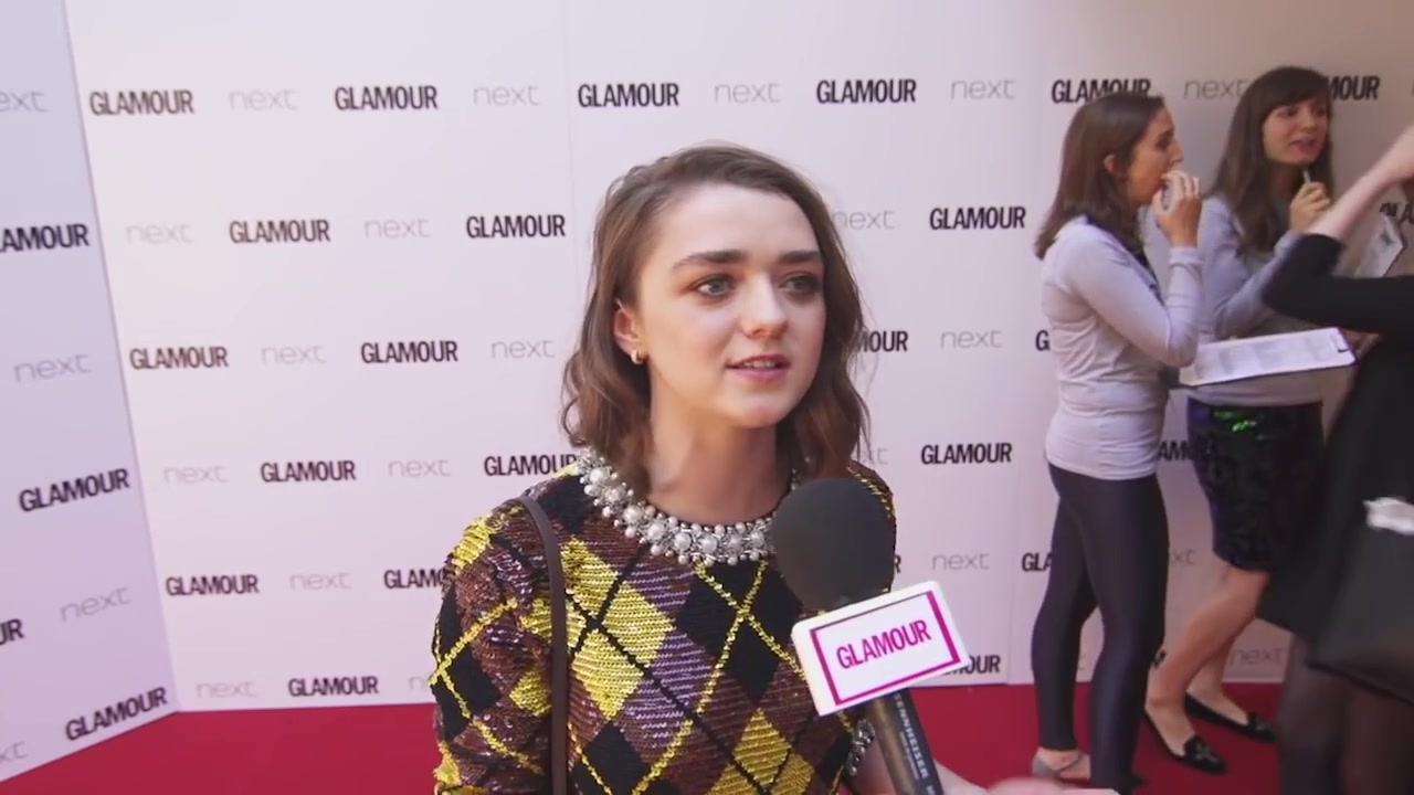Maisie_Williams_Game_of_Thrones_Interview_Glamour_Awards_2015_168.jpg