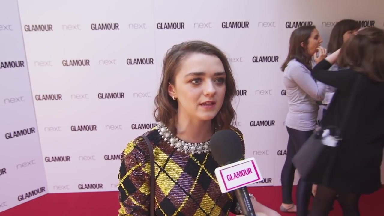 Maisie_Williams_Game_of_Thrones_Interview_Glamour_Awards_2015_169.jpg