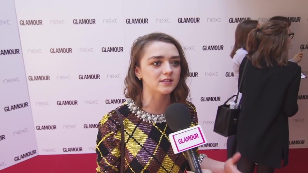 Maisie_Williams_Game_of_Thrones_Interview_Glamour_Awards_2015_171.jpg