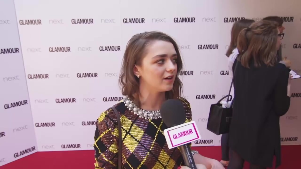 Maisie_Williams_Game_of_Thrones_Interview_Glamour_Awards_2015_173.jpg