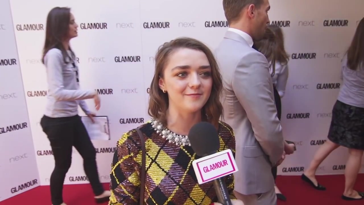 Maisie_Williams_Game_of_Thrones_Interview_Glamour_Awards_2015_203.jpg