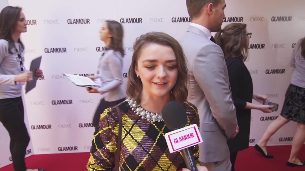 Maisie_Williams_Game_of_Thrones_Interview_Glamour_Awards_2015_206.jpg