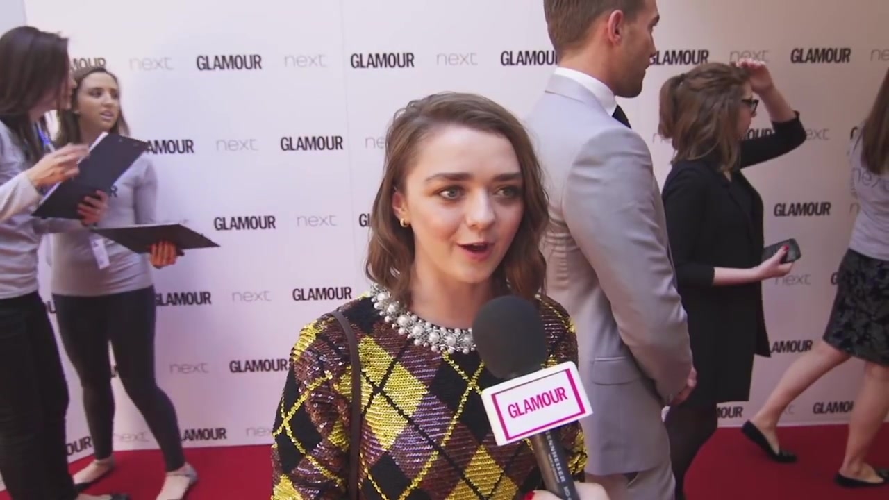 Maisie_Williams_Game_of_Thrones_Interview_Glamour_Awards_2015_209.jpg