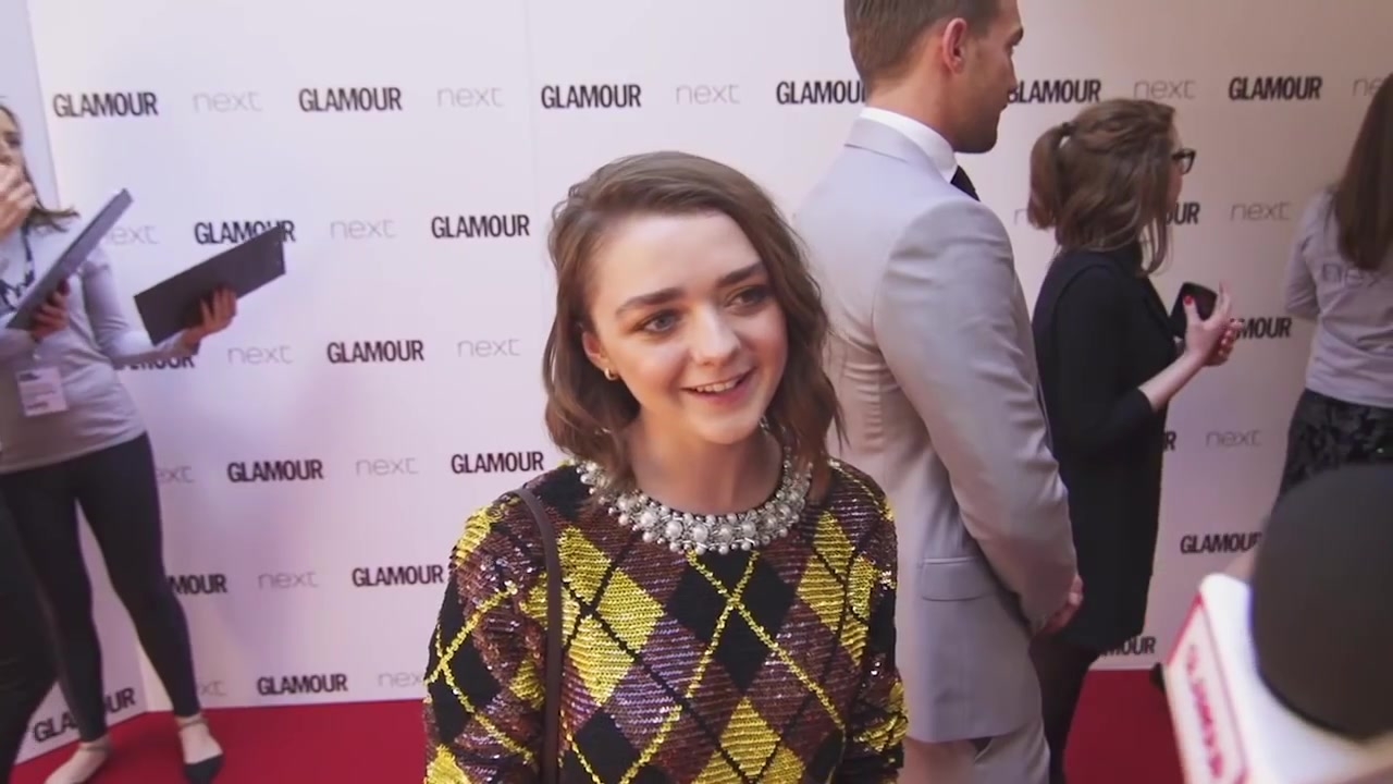 Maisie_Williams_Game_of_Thrones_Interview_Glamour_Awards_2015_214.jpg