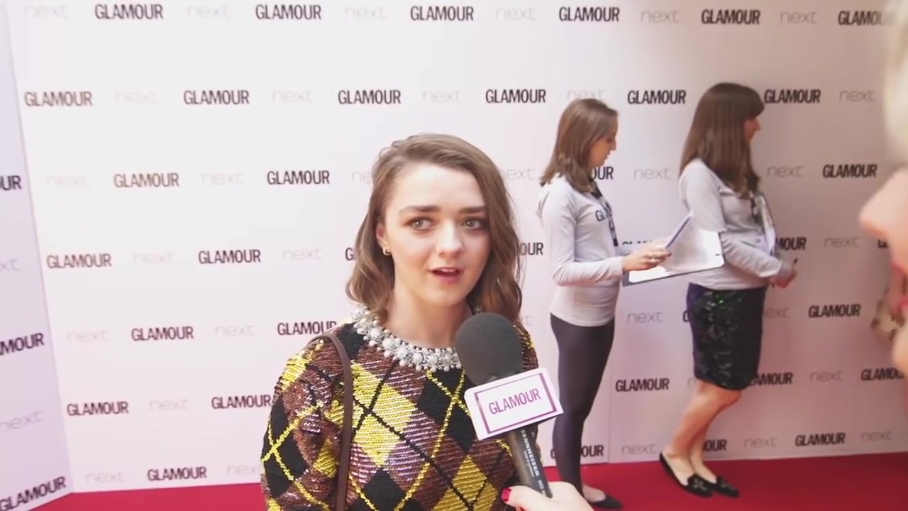Maisie_Williams_Game_of_Thrones_Interview_Glamour_Awards_2015_23.jpg
