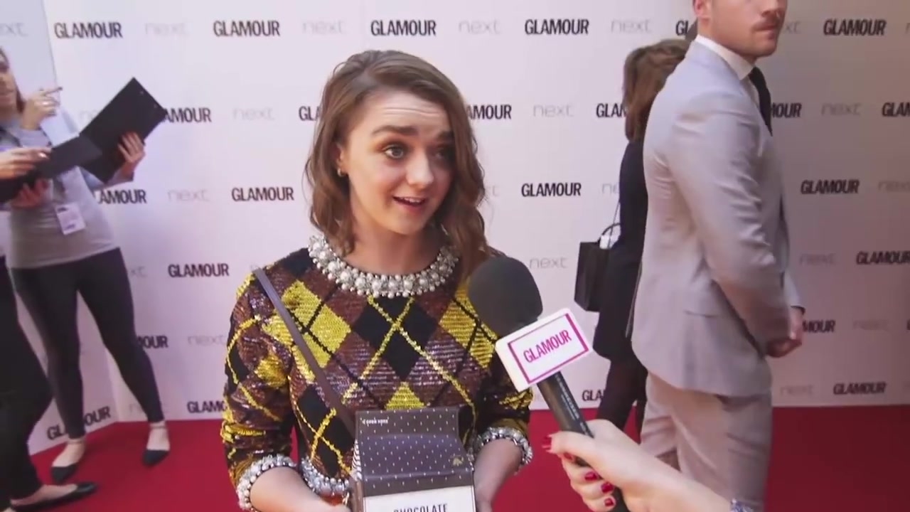 Maisie_Williams_Game_of_Thrones_Interview_Glamour_Awards_2015_251.jpg