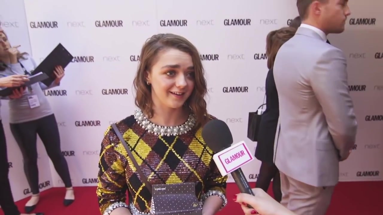 Maisie_Williams_Game_of_Thrones_Interview_Glamour_Awards_2015_252.jpg