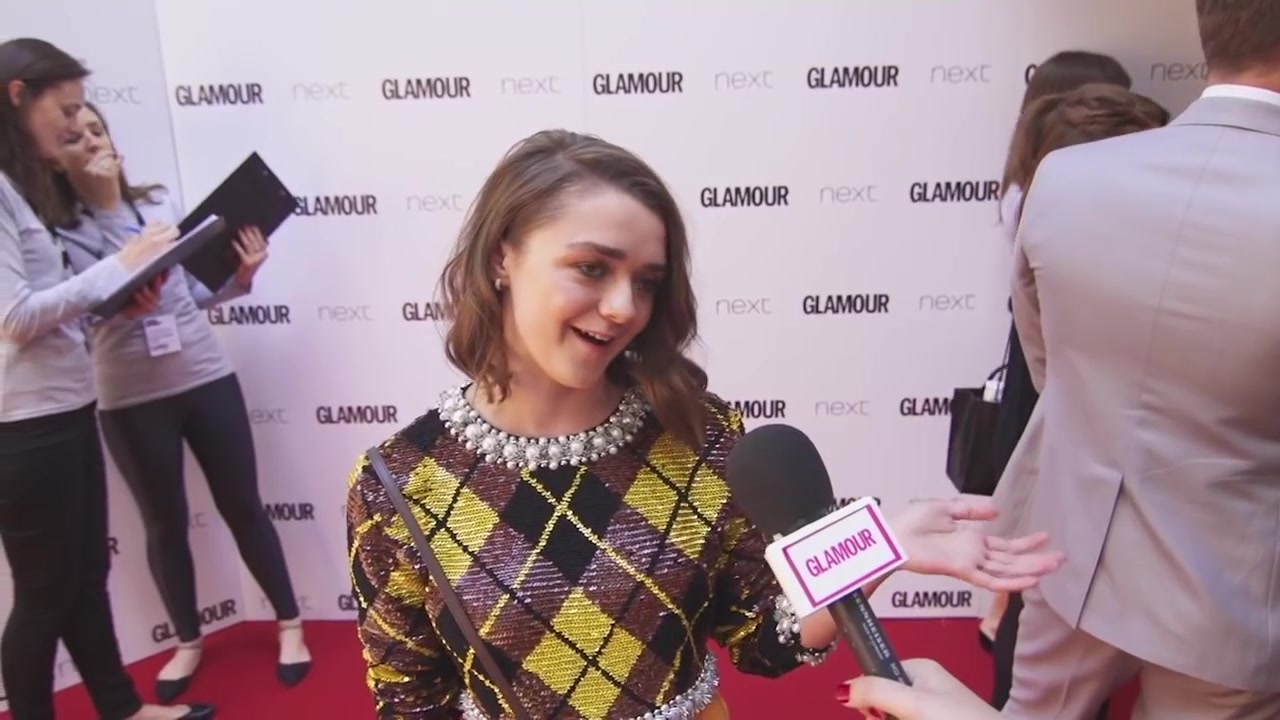 Maisie_Williams_Game_of_Thrones_Interview_Glamour_Awards_2015_262.jpg