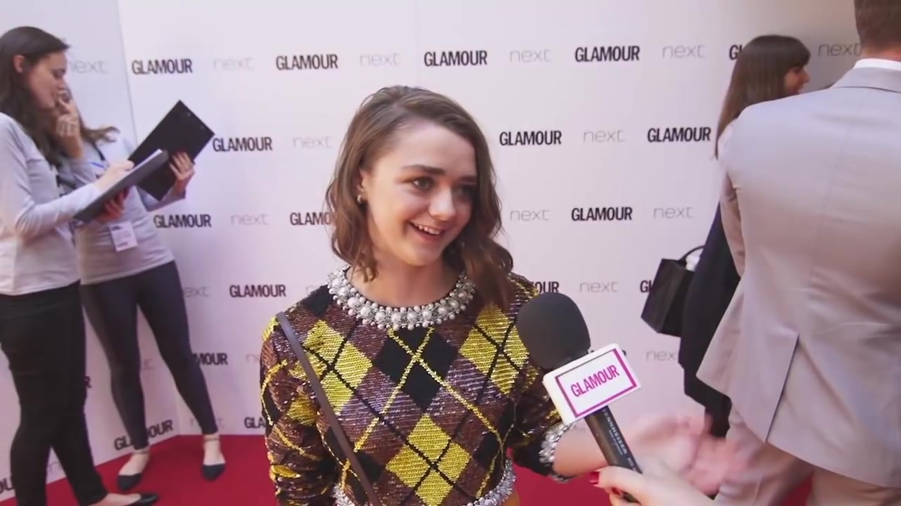 Maisie_Williams_Game_of_Thrones_Interview_Glamour_Awards_2015_264.jpg