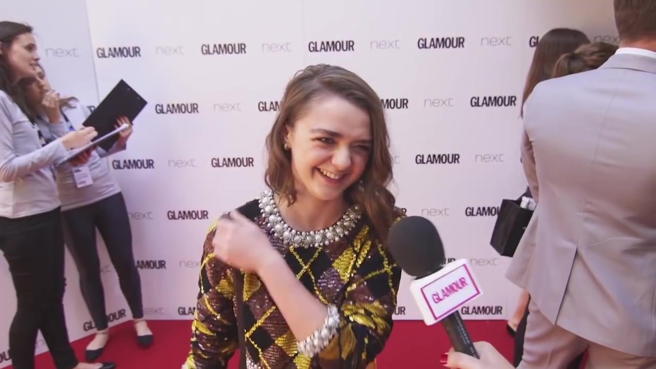 Maisie_Williams_Game_of_Thrones_Interview_Glamour_Awards_2015_267.jpg