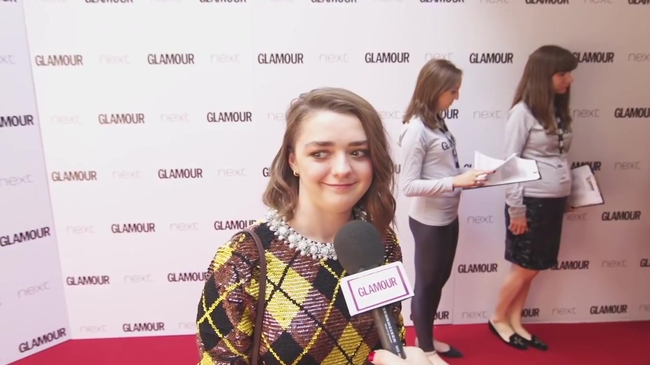 Maisie_Williams_Game_of_Thrones_Interview_Glamour_Awards_2015_28.jpg