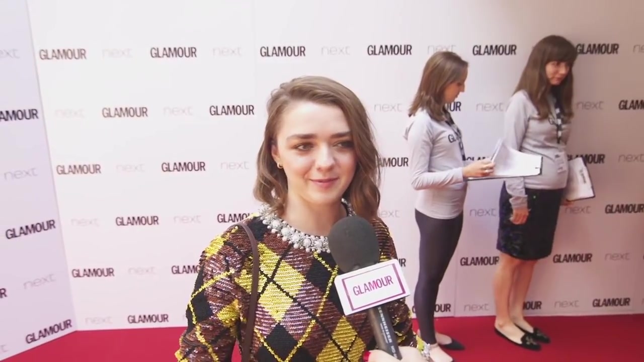 Maisie_Williams_Game_of_Thrones_Interview_Glamour_Awards_2015_31.jpg
