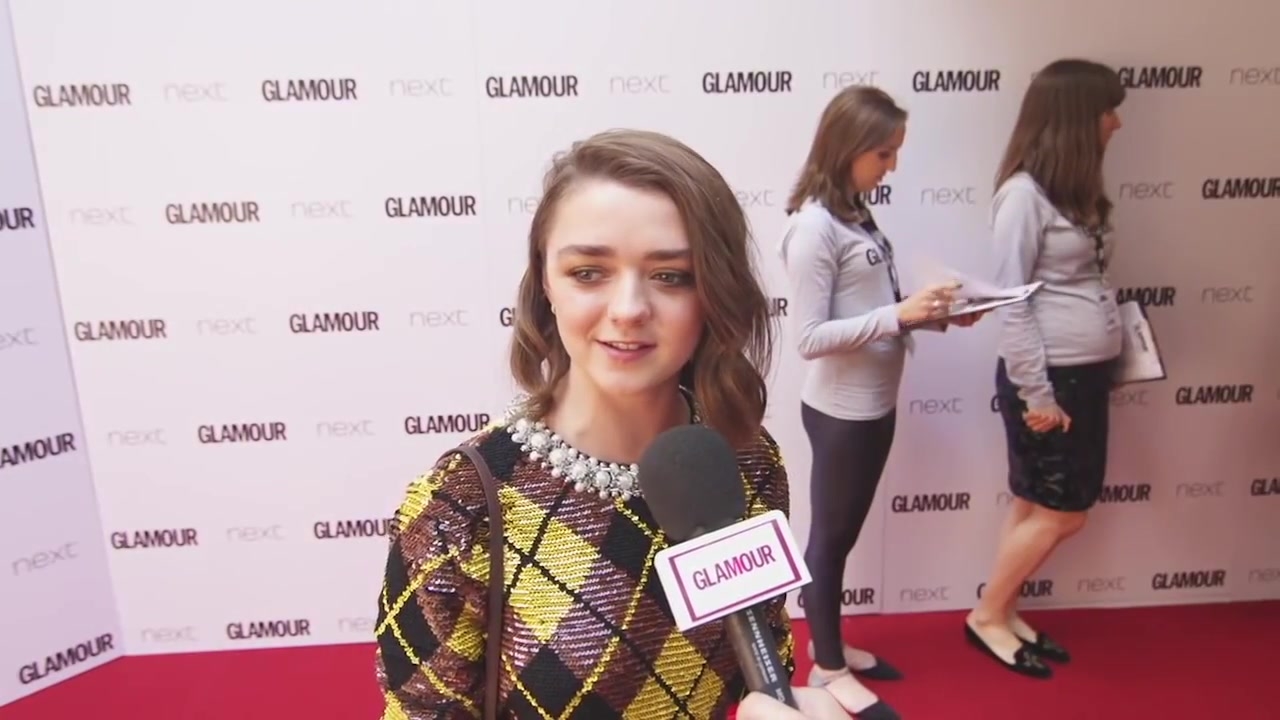 Maisie_Williams_Game_of_Thrones_Interview_Glamour_Awards_2015_43.jpg