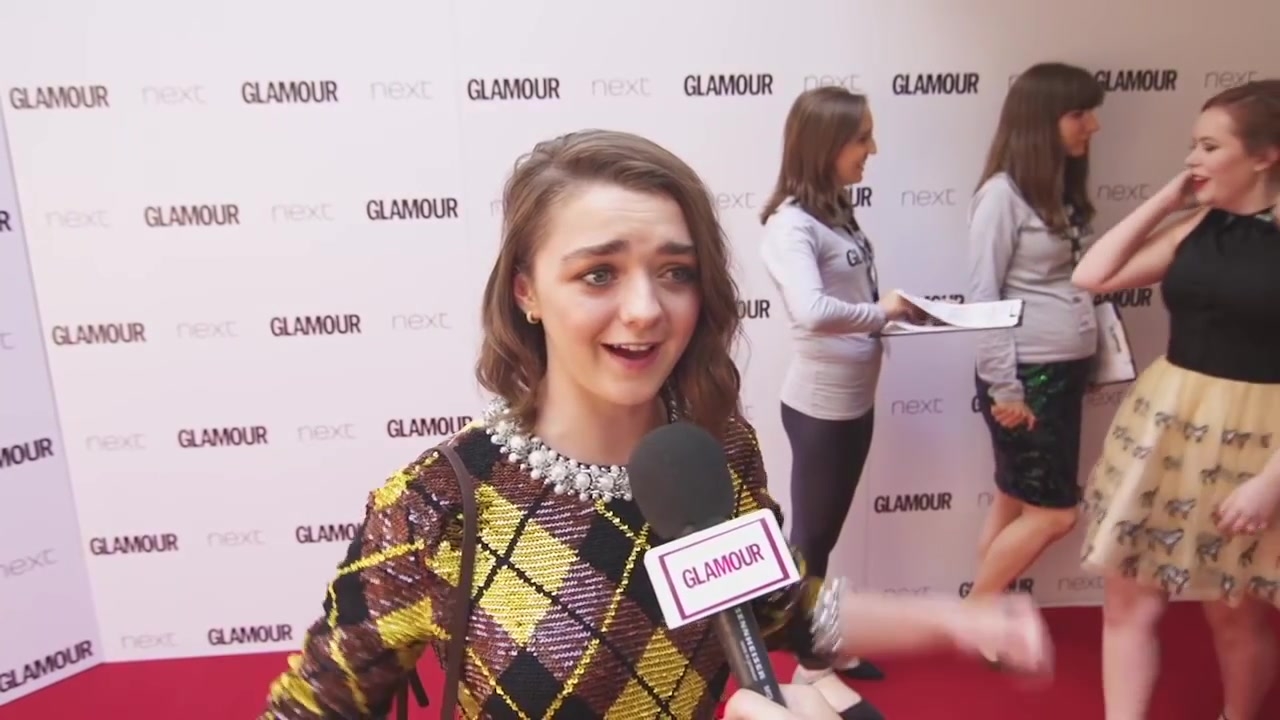 Maisie_Williams_Game_of_Thrones_Interview_Glamour_Awards_2015_49.jpg