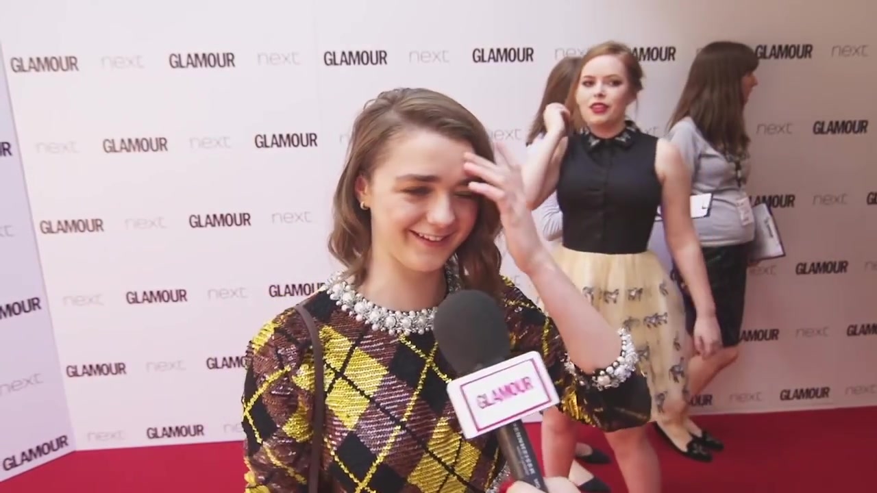 Maisie_Williams_Game_of_Thrones_Interview_Glamour_Awards_2015_54.jpg