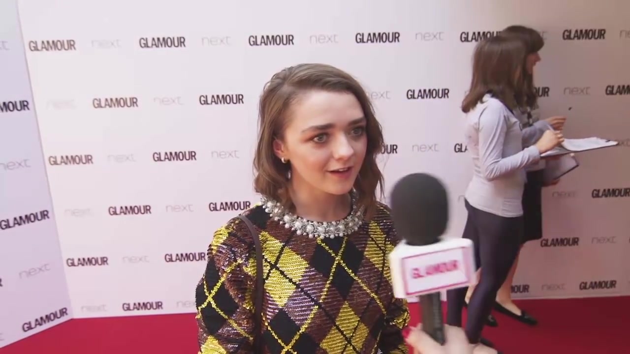 Maisie_Williams_Game_of_Thrones_Interview_Glamour_Awards_2015_76.jpg