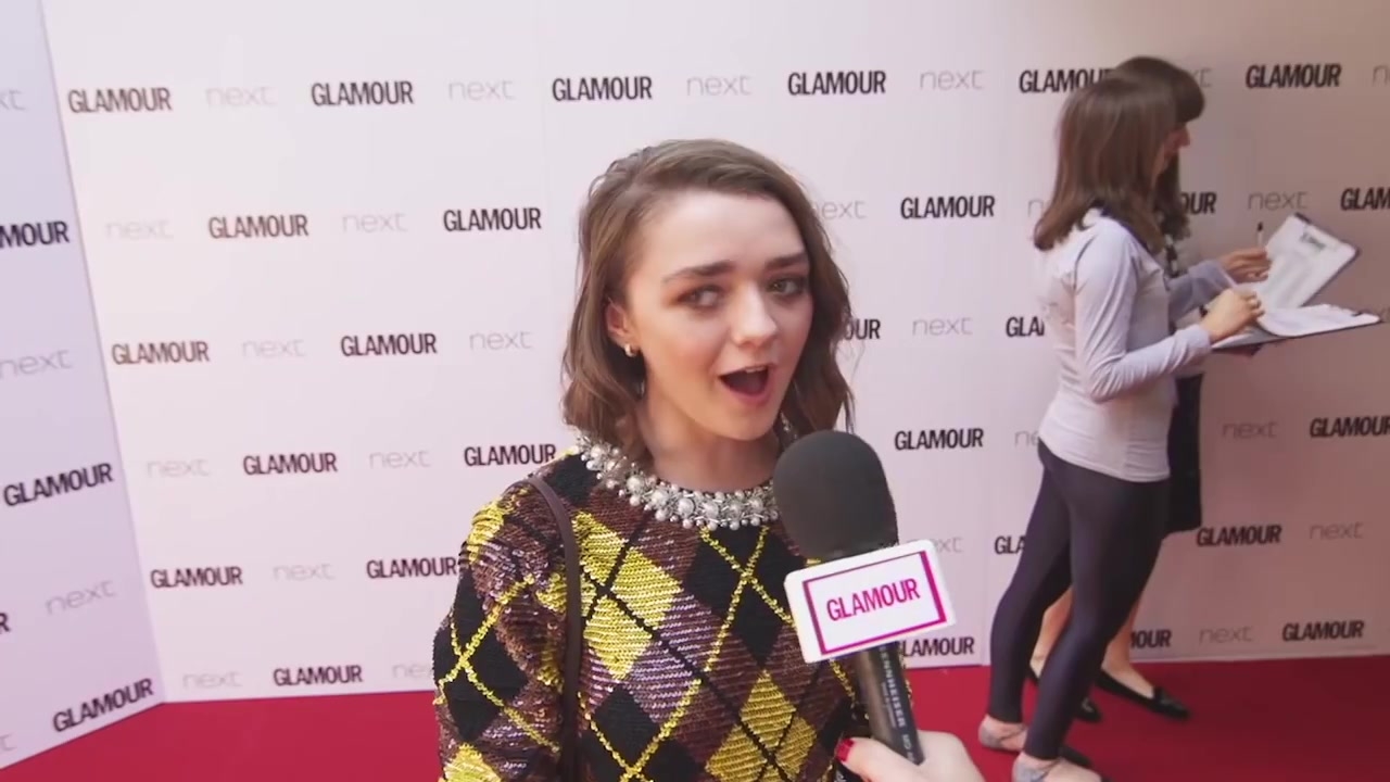 Maisie_Williams_Game_of_Thrones_Interview_Glamour_Awards_2015_77.jpg