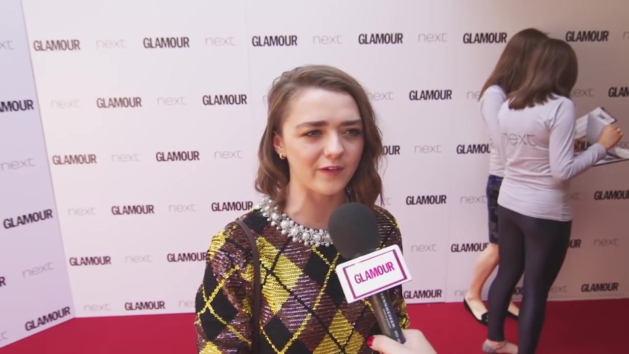 Maisie_Williams_Game_of_Thrones_Interview_Glamour_Awards_2015_89.jpg
