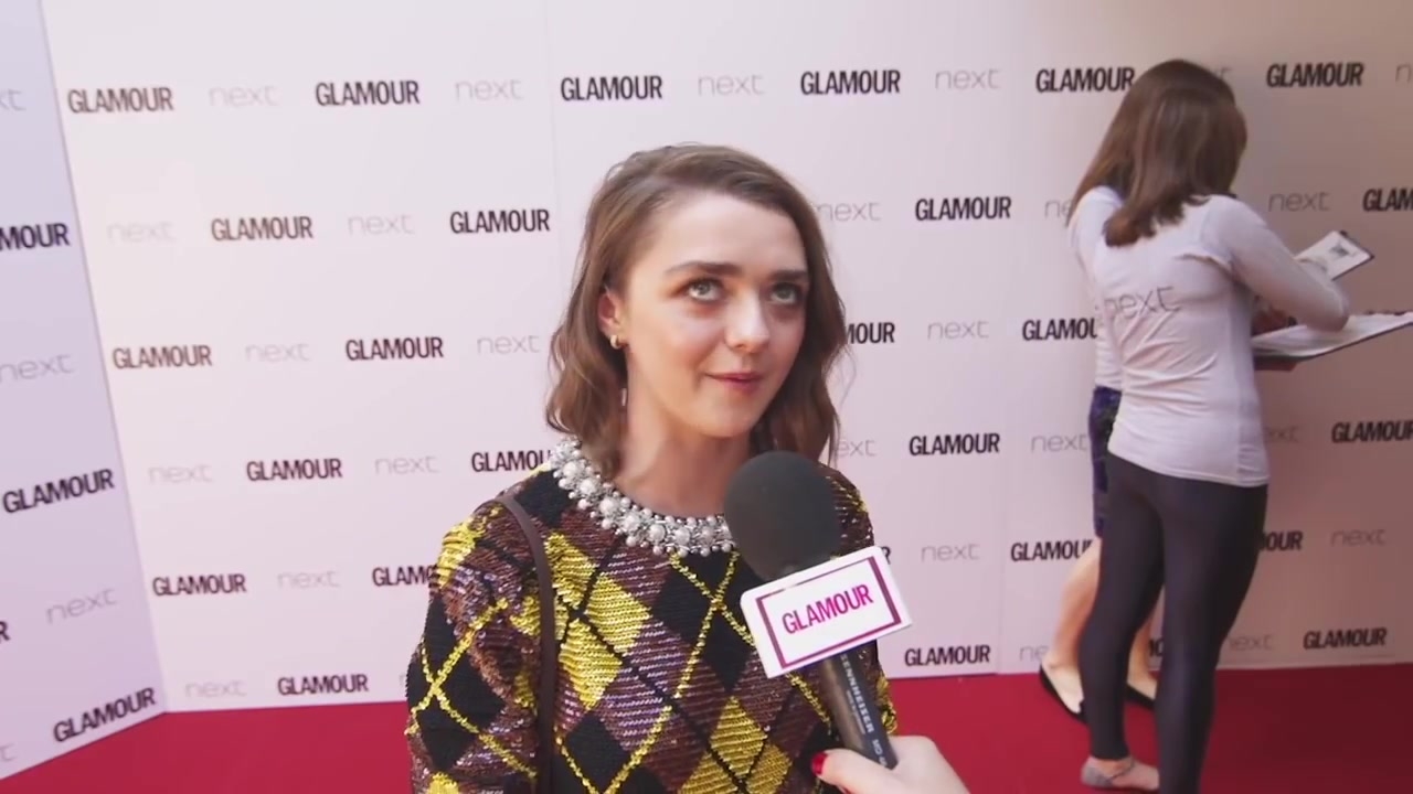 Maisie_Williams_Game_of_Thrones_Interview_Glamour_Awards_2015_96.jpg