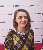 Maisie_Williams_Game_of_Thrones_Interview_Glamour_Awards_2015_128.jpg