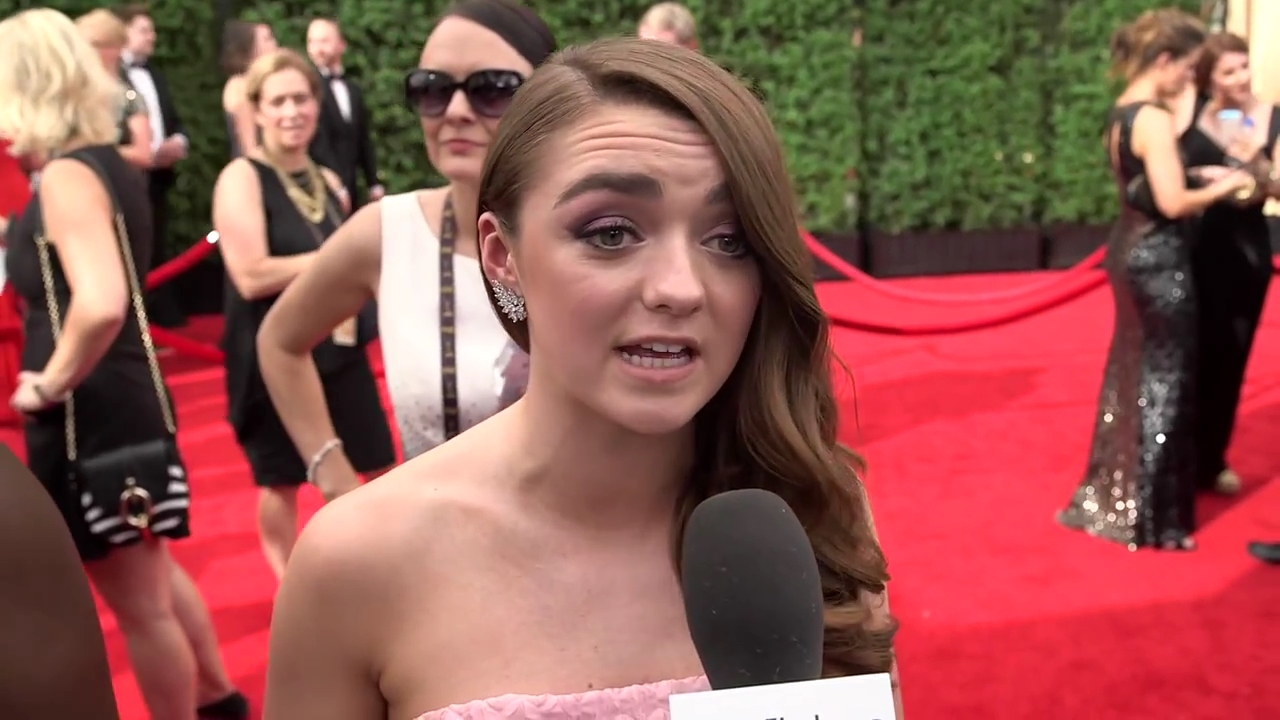 Maisie_Williams_Game_Of_Thrones_Interview_Emmys_2015_0031.jpg