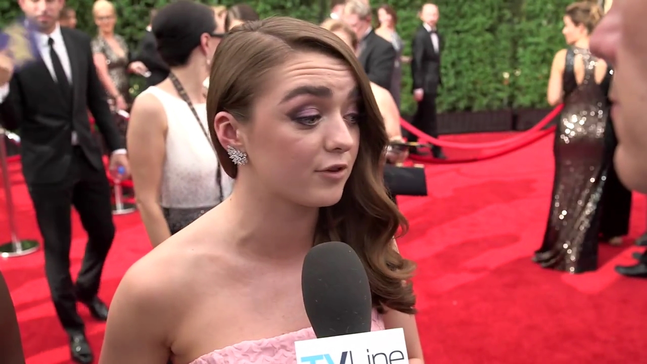 Maisie_Williams_Game_Of_Thrones_Interview_Emmys_2015_0047.jpg