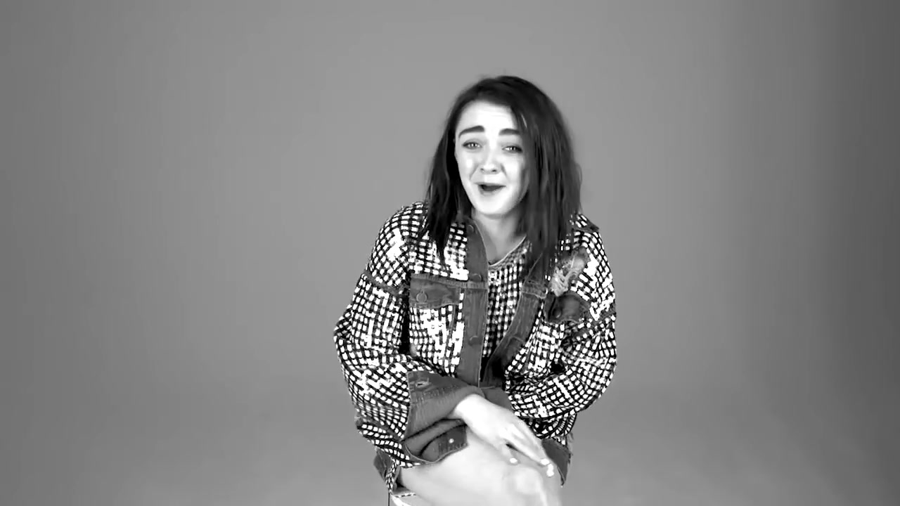 Maisie_Williams_plays__Would_You_Rather__with_GLAMOUR__86.jpg
