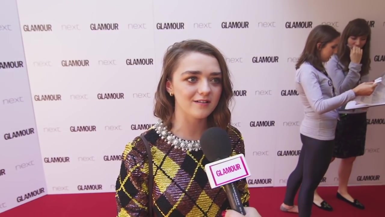 Maisie_Williams_Game_of_Thrones_Interview_Glamour_Awards_2015_155.jpg