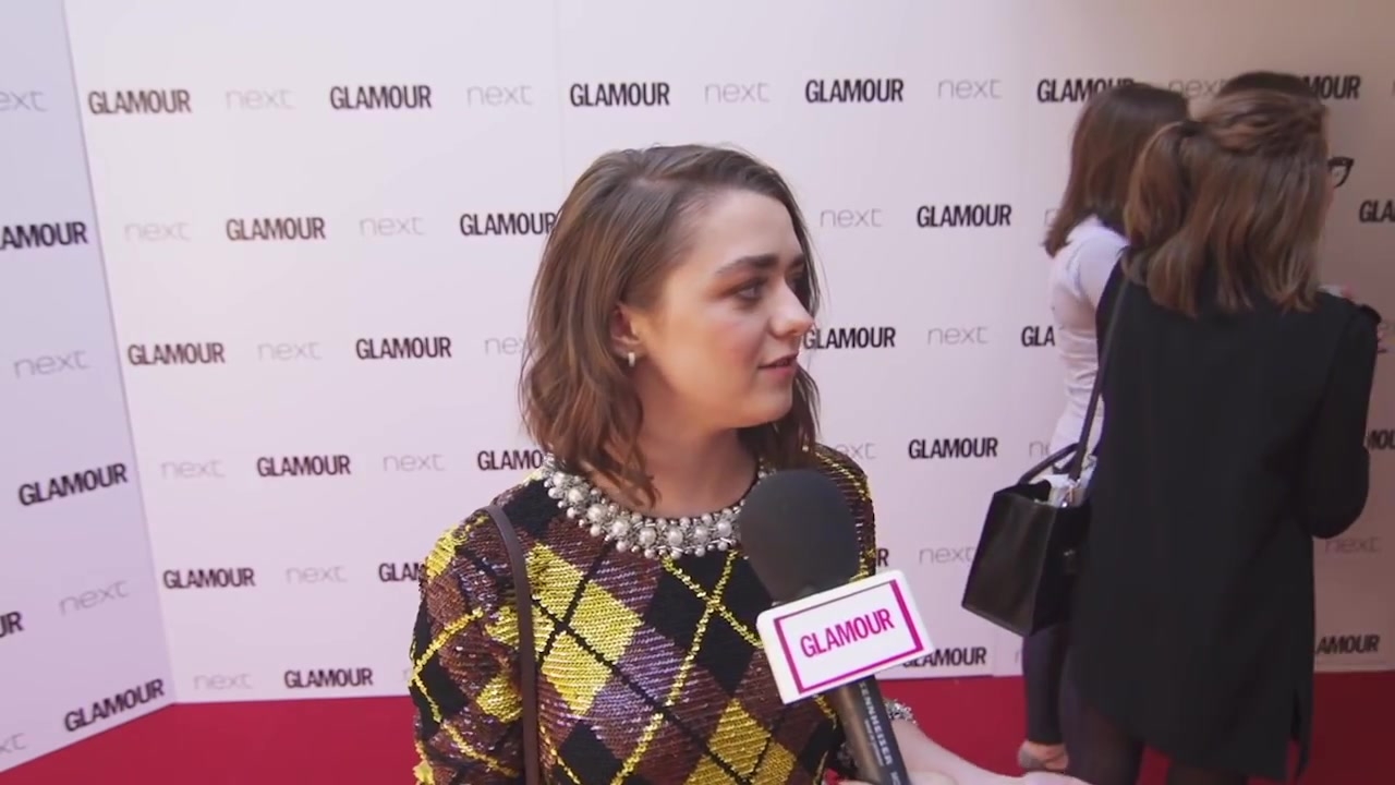 Maisie_Williams_Game_of_Thrones_Interview_Glamour_Awards_2015_175.jpg